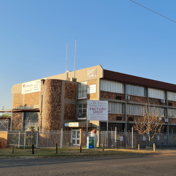 QE Front3